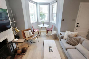 Historic Capitol Hill Flat - Sleeps 2